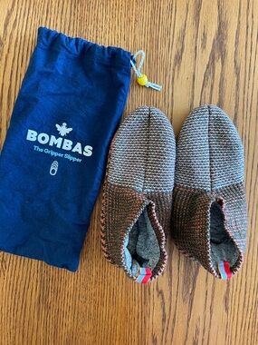 Bombas Women's Gripper Slippers, Size Medium